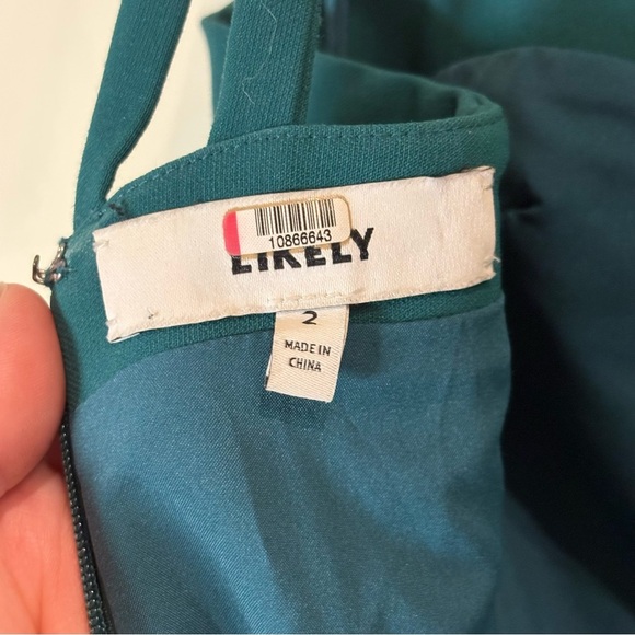 Likely Teal Leslie Trumpet Gown Size 2 - Picture 7 of 11